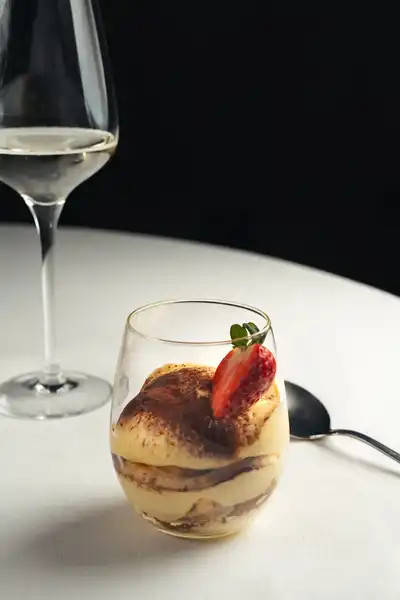 tiramisu in bicchiere